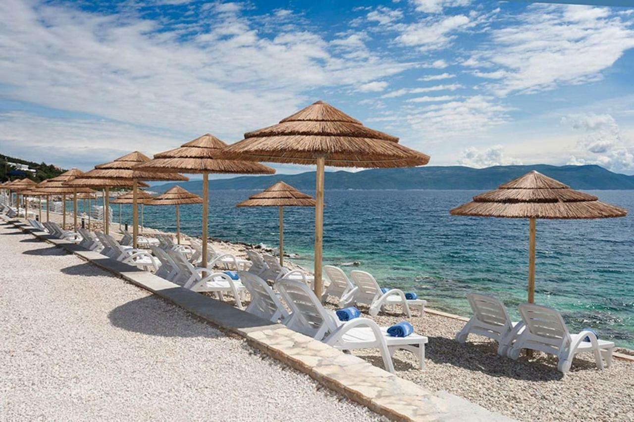 Mare And Terra Apartments Rabac Extérieur photo